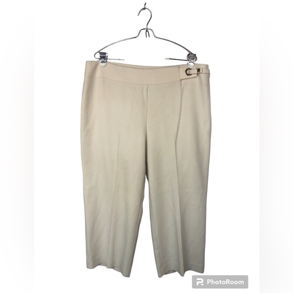 Chico's Pants - Chico’s Women’s Pant Cropped Dressy Flat Front Straight or Wide Leg Side Zip